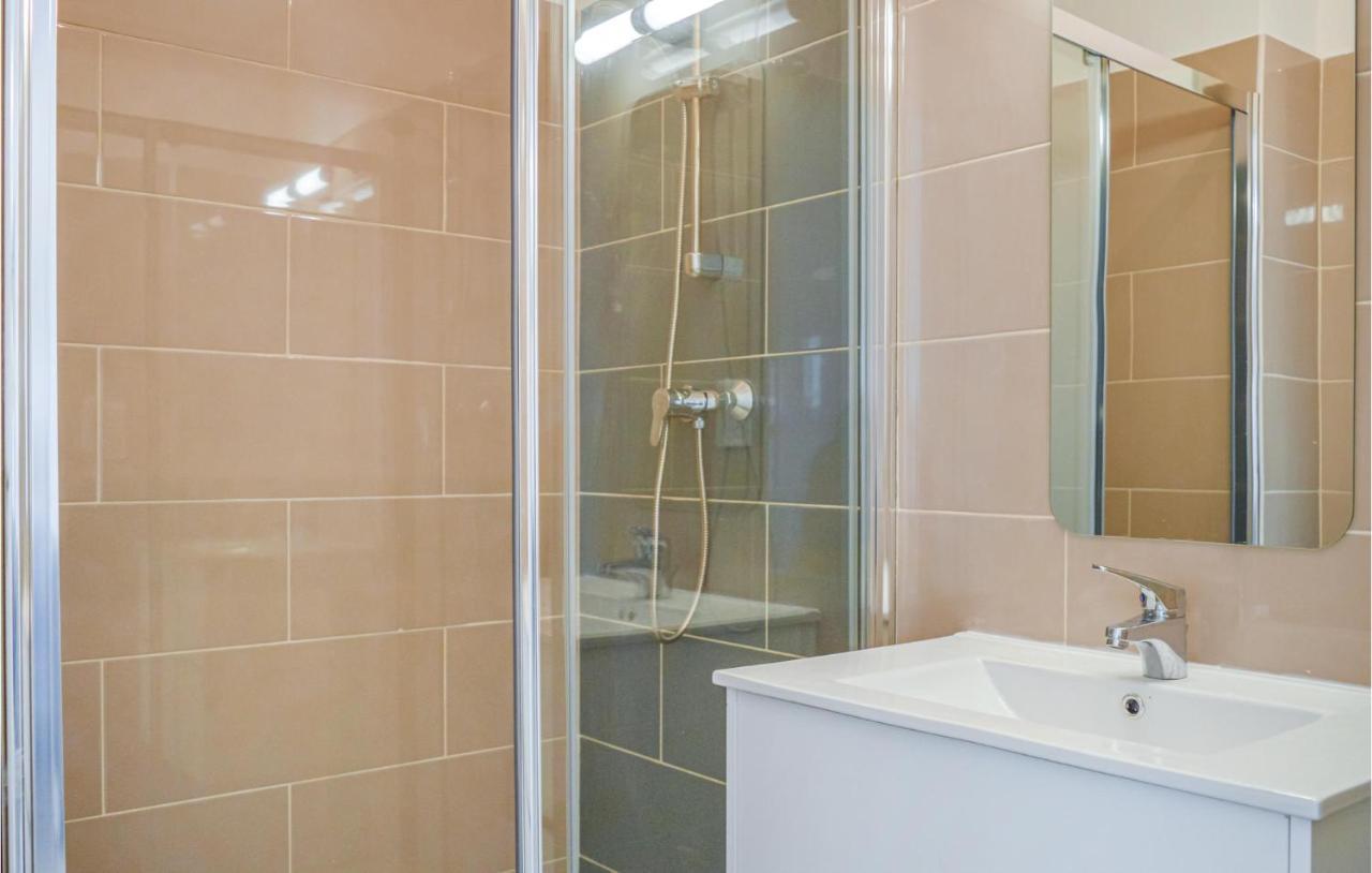 Awesome Apartment In Coti Chiavari With Kitchen Kültér fotó
